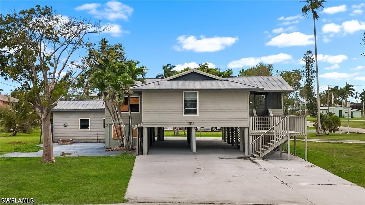 301 Allen Ave., Everglades City, FL 34139