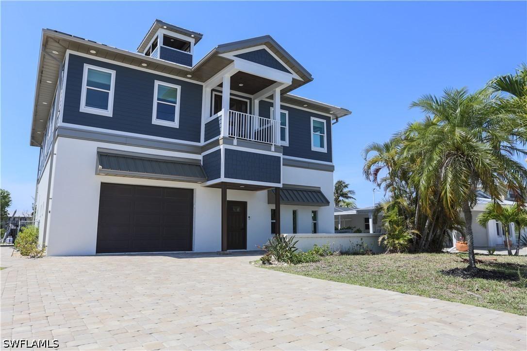189 Curlew St., Fort Myers Beach, FL 33931