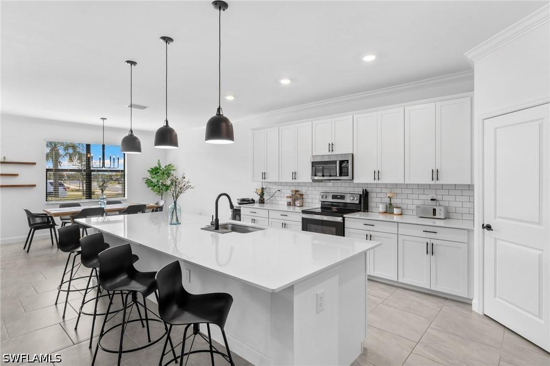 18307 Parksville Dr., Estero, FL 33928