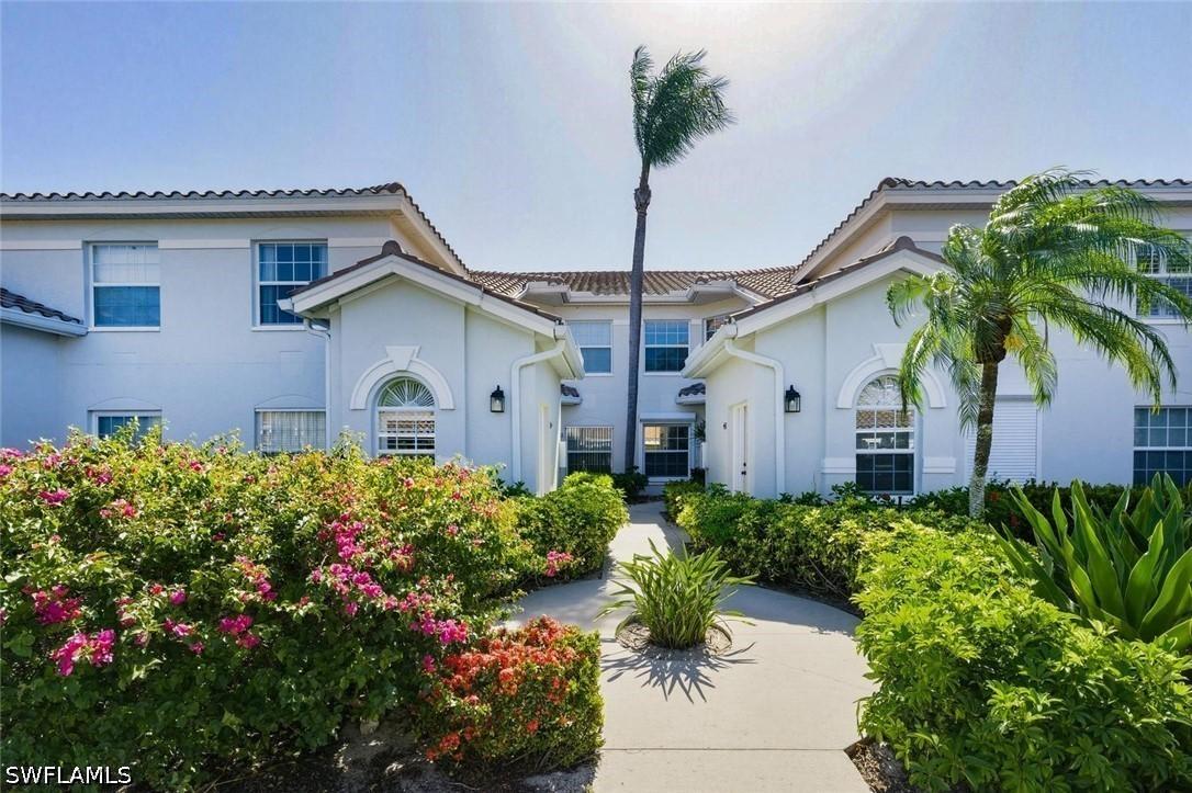 6808 Satinleaf Rd. #202, Naples, FL 34109