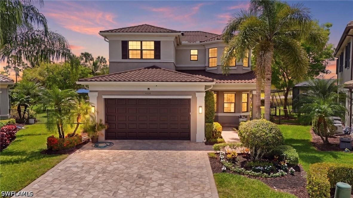 4220 Amelia Way, Naples, FL 34119