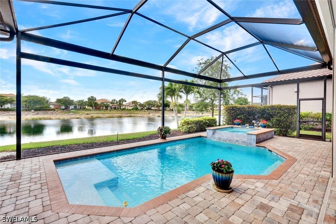 8675 Amour Ct., Naples, FL 34119