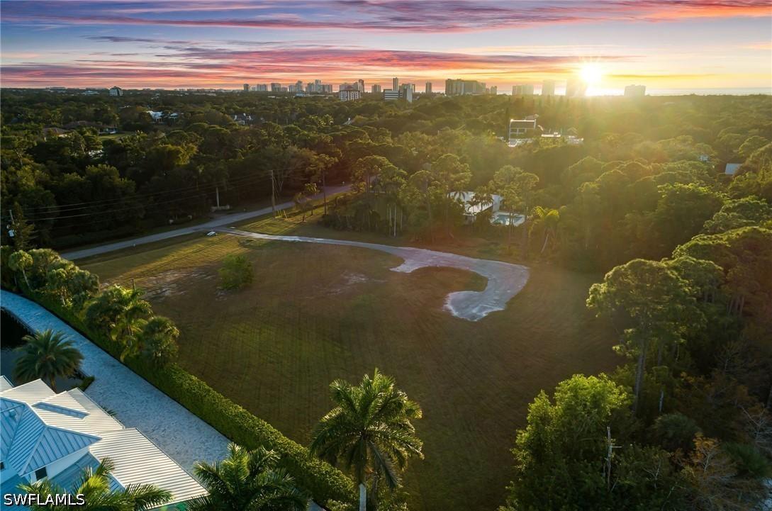 157 Center St., Naples, FL 34108