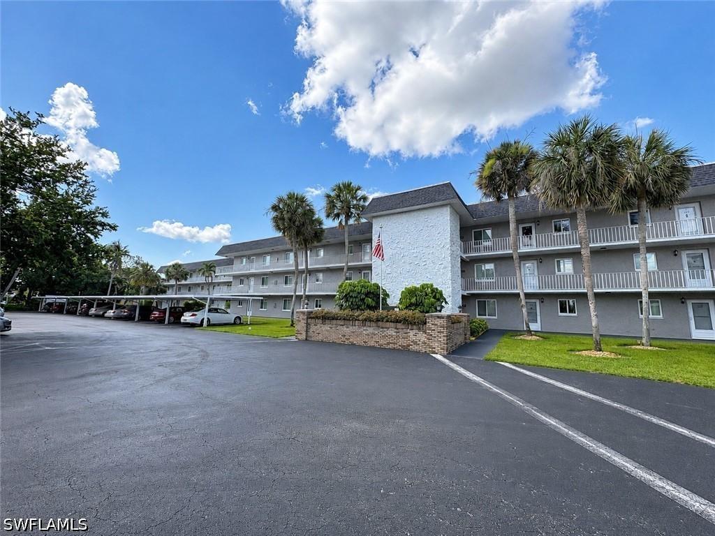 5515 Rattlesnake Hamm Rd. #302, Naples, FL 34113