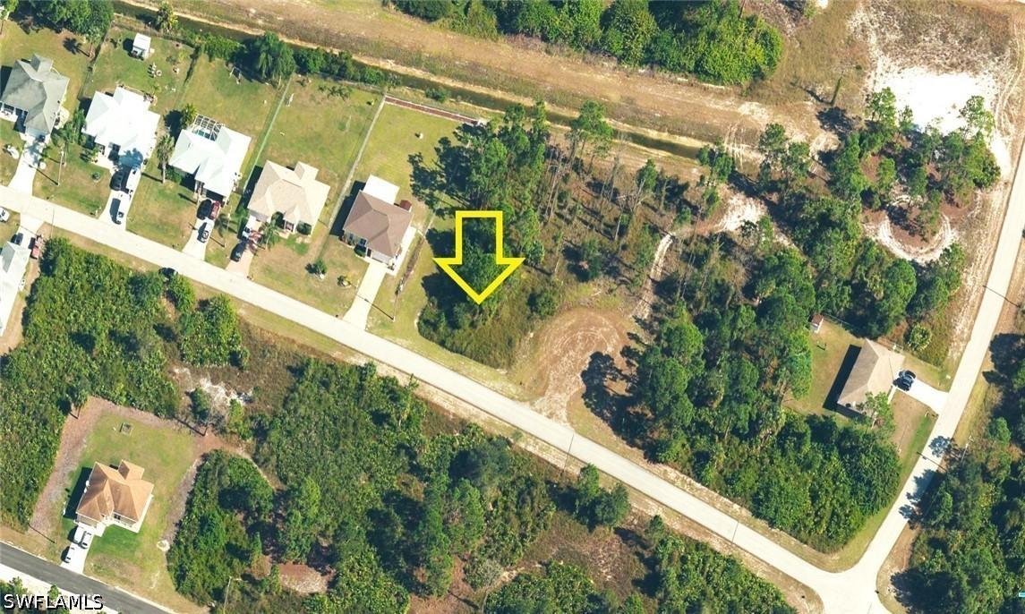 1033 Parker Ct., Lehigh Acres, FL 33974