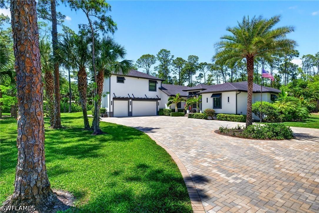 5577 Lancewood Way, Naples, FL 34116