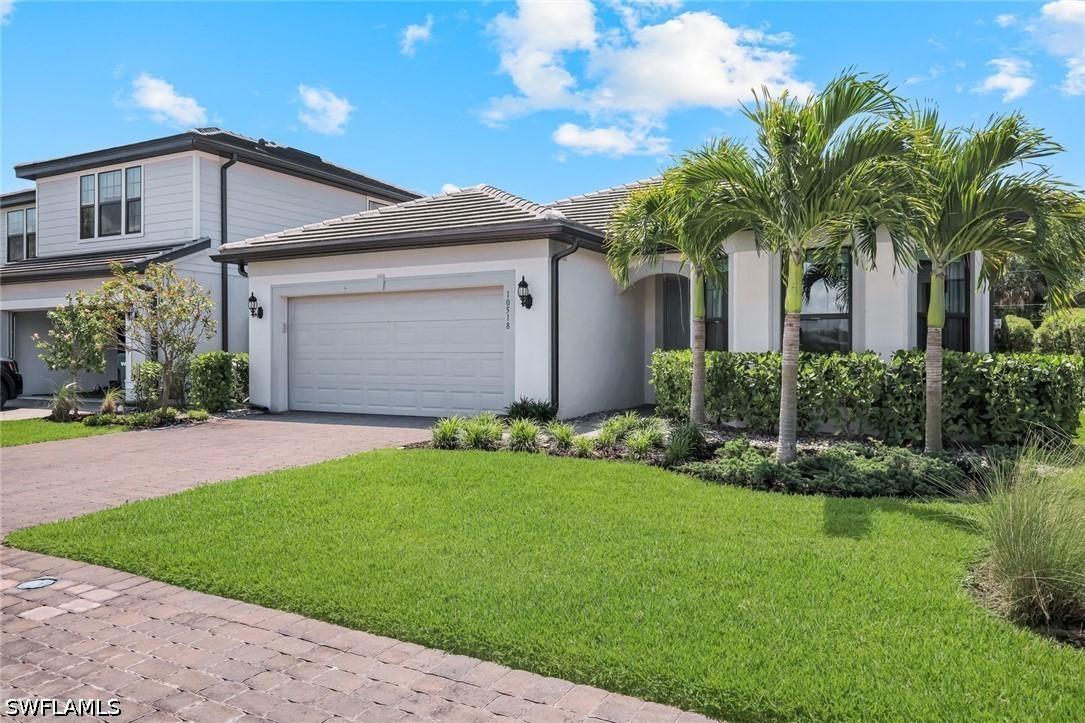10518 Ventana Ct., Naples, FL 34120