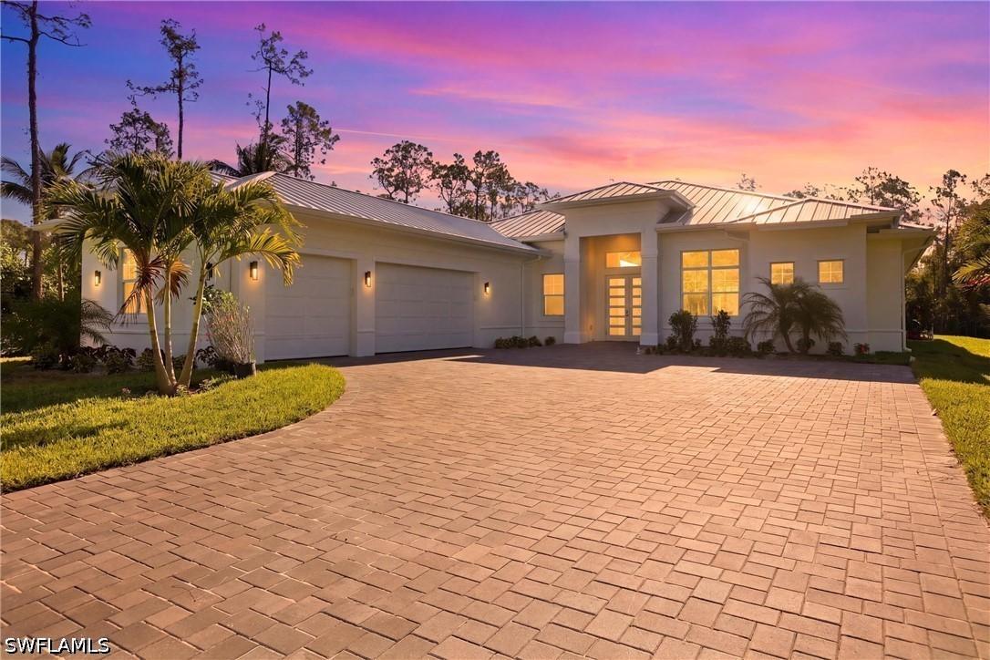 24265 Cock Robin Ln., Bonita Springs, FL 34135