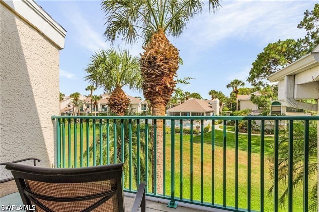 70 Emerald Woods Dr. #K8, Naples, FL 34108