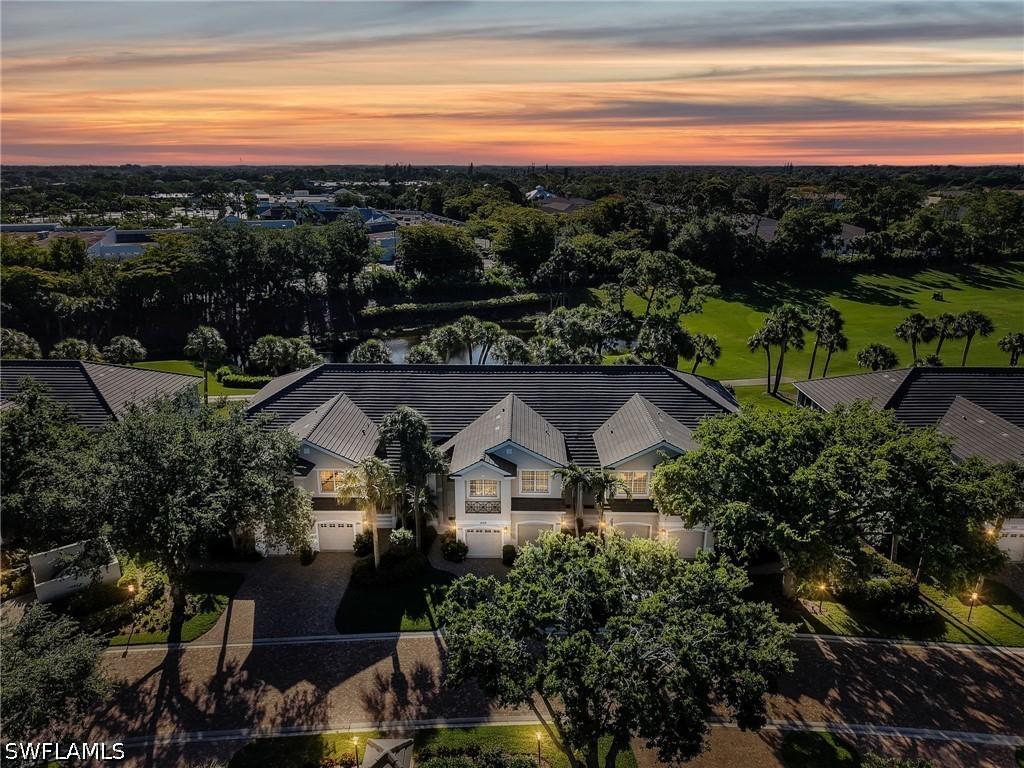 2130 Aberdeen Ln. #9-102, Naples, FL 34109