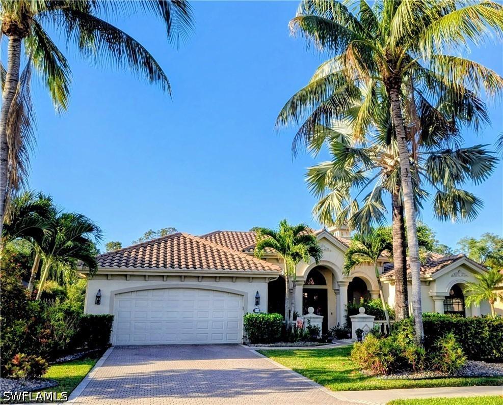 1016 Tivoli Dr., Naples, FL 34104