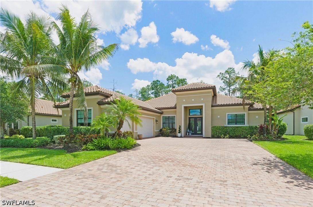 1467 Mockingbird Dr., Naples, FL 34120