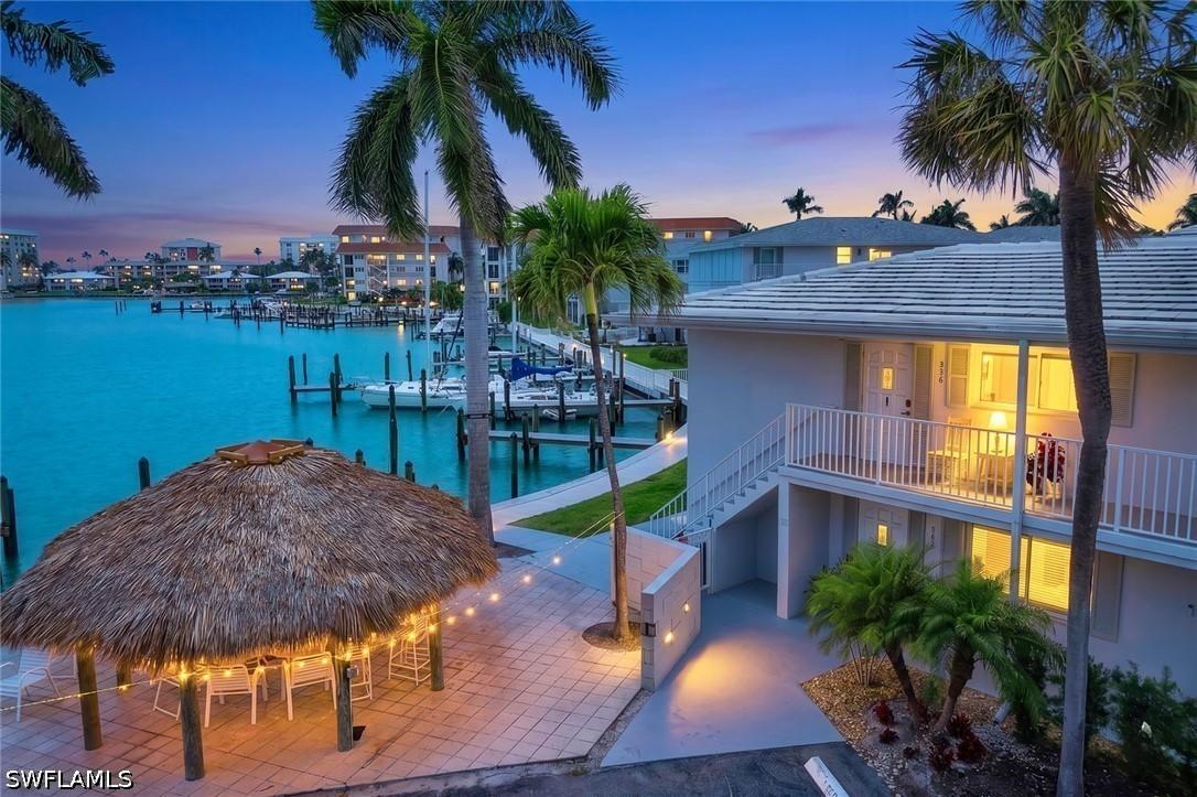 388 Harbour Dr., Naples, FL 34103