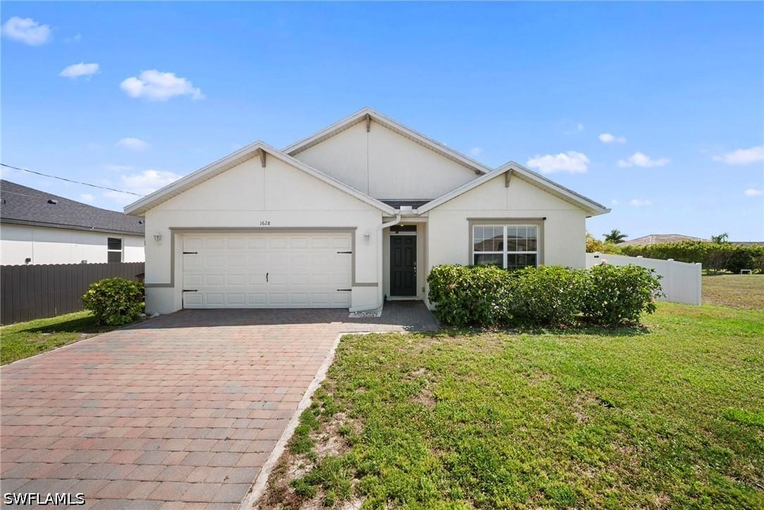 1628 NW 9th Ter., Cape Coral, FL 33993