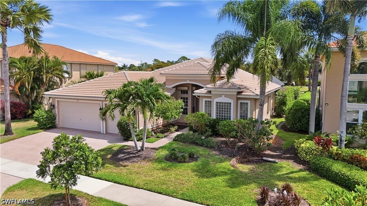 1422 King Sago Ct., Naples, FL 34119