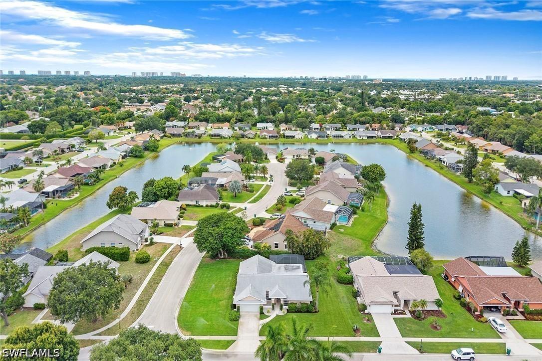 10340 Regent Cir., Naples, FL 34109