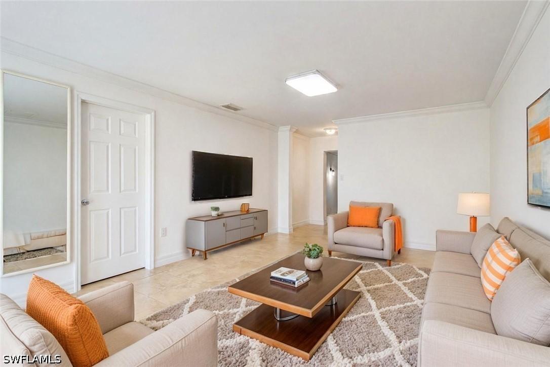 1221 19th St., Naples, FL 34117