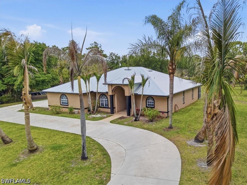 1420 Columbus Ave., Lehigh Acres, FL 33972