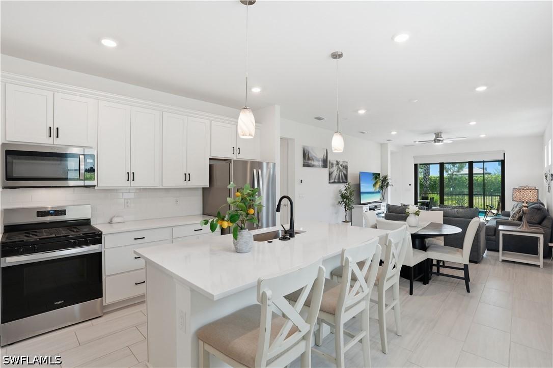 1879 Sierra Ct., Naples, FL 34120