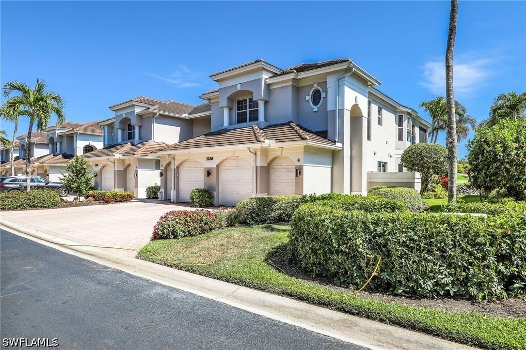 3280 Hamlet Dr. #4, Naples, FL 34105