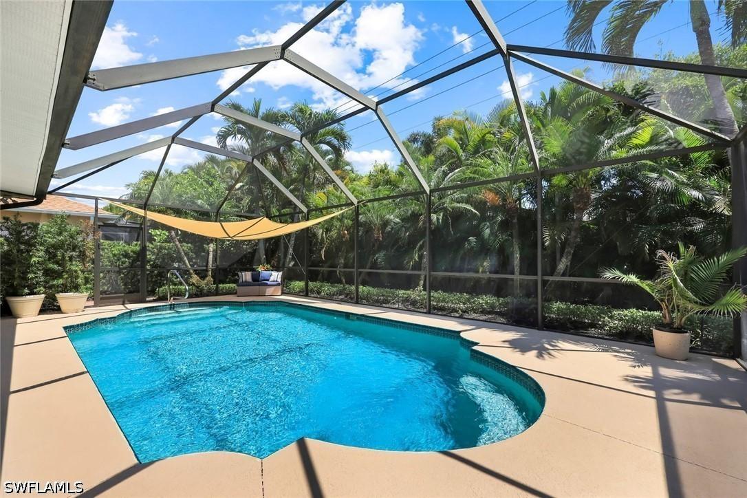 2039 Imperial Cir., Naples, FL 34110