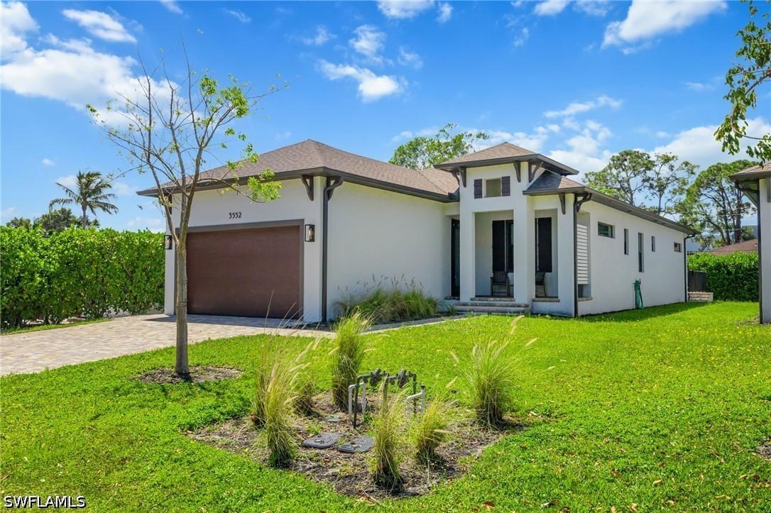3552 Hibiscus Ave., Naples, FL 34104