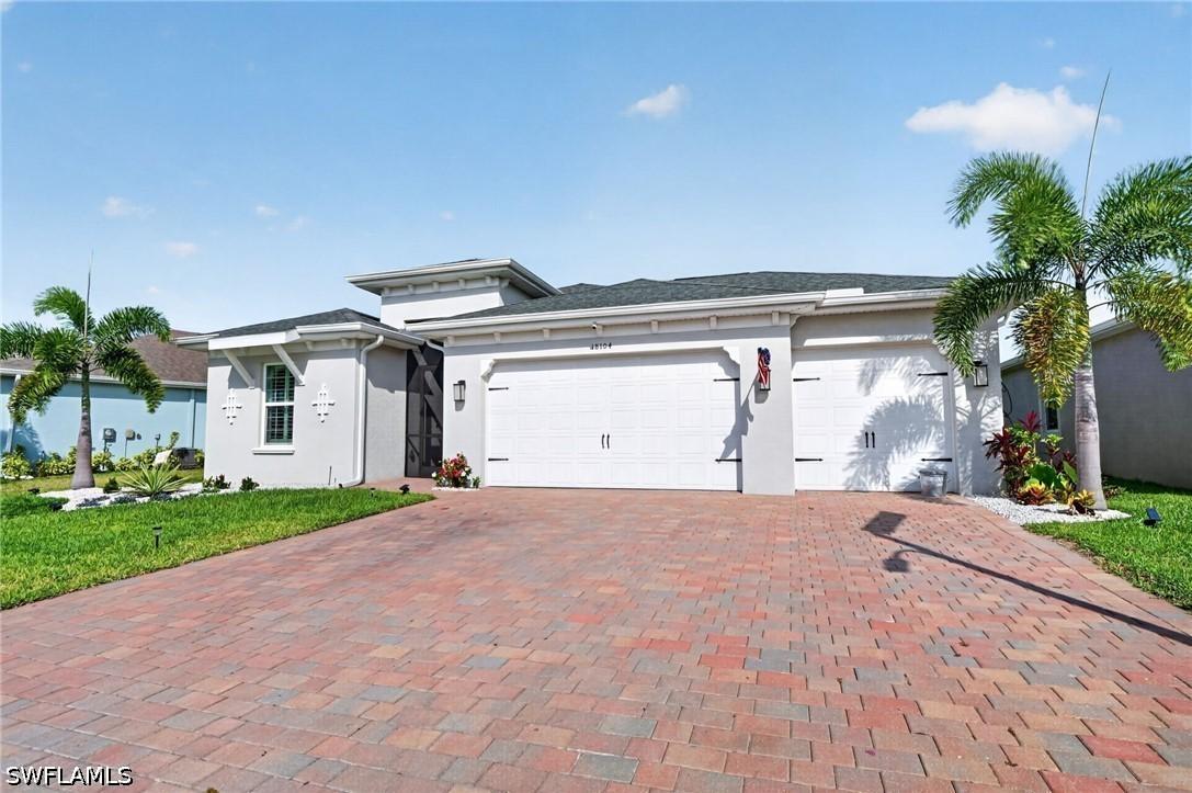 18104 Everson Miles Cir., North Fort Myers, FL 33917