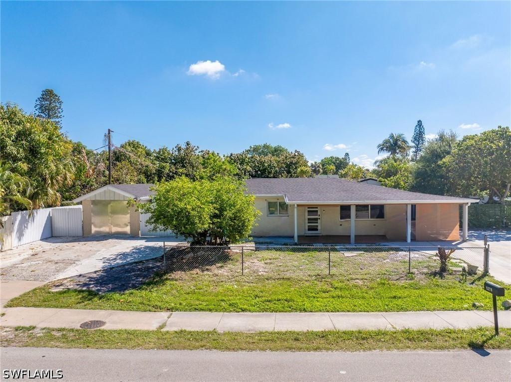 5278 Floridan Ave., Naples, FL 34113