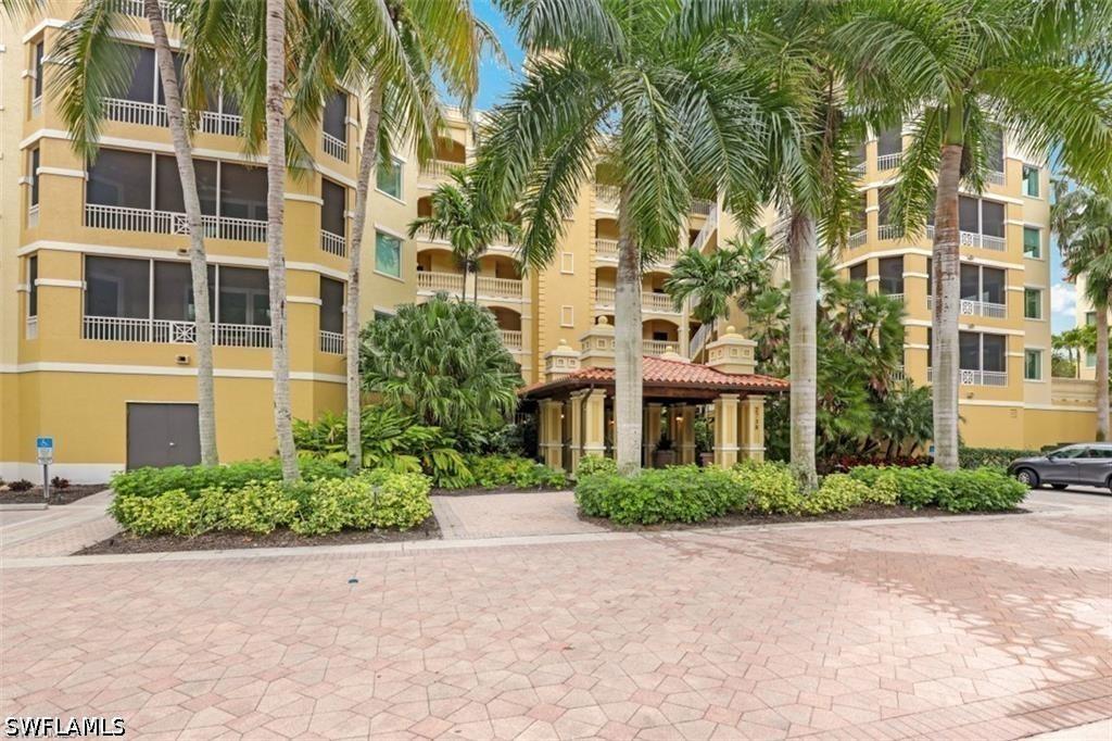 2738 Tiburon Blvd. #B301, Naples, FL 34109