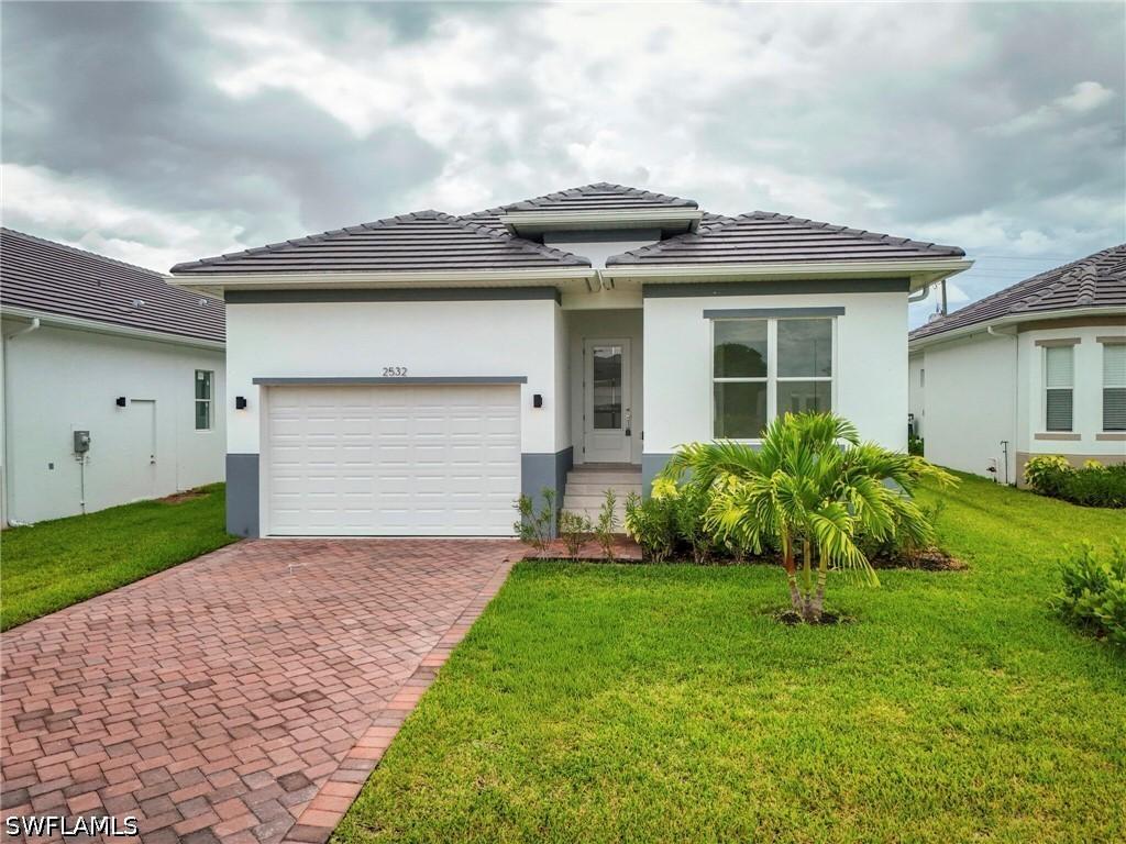 2532 Linda Dr., Naples, FL 34112