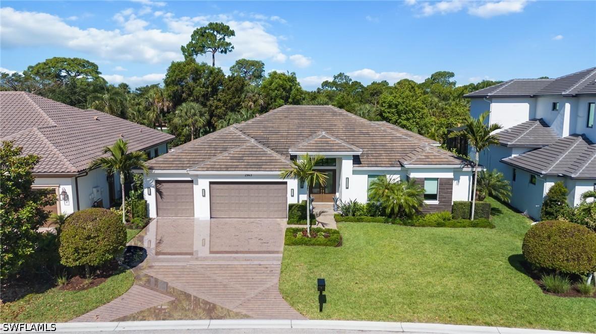 2943 Coco Lakes Dr., Naples, FL 34105