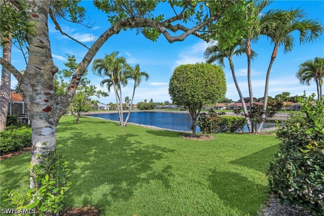 15040 Sterling Oaks Dr., Naples, FL 34110