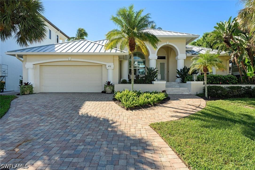 452 Willet Ave., Naples, FL 34108