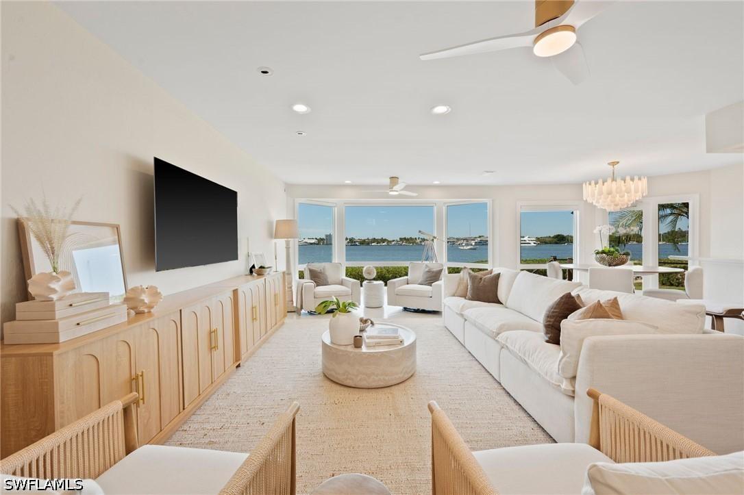1301 Chesapeake Ave. #1B, Naples, FL 34102