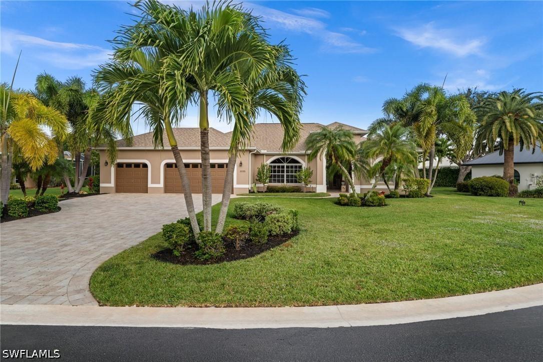2035 Teagarden Ln., Naples, FL 34110