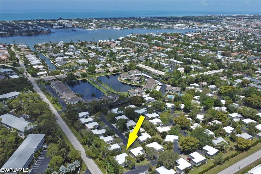 265 Lanchester Ct. #39, Naples, FL 34112