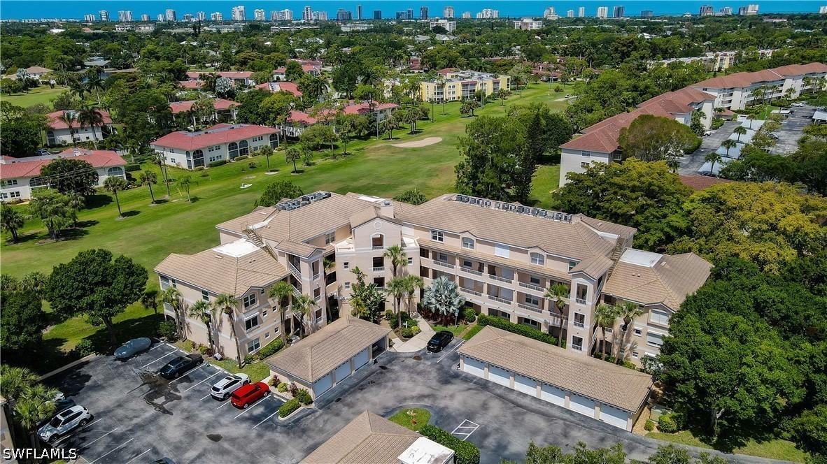 992 Woodshire Ln. #D107, Naples, FL 34105