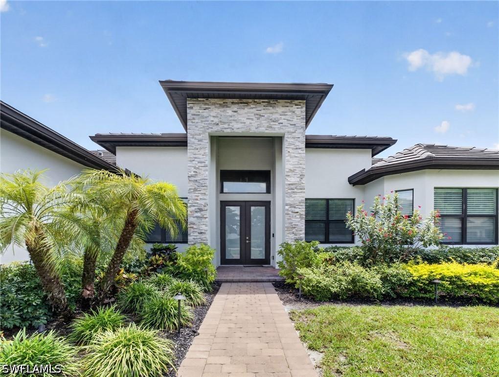 11590 Pin Oak Dr., Bonita Springs, FL 34135