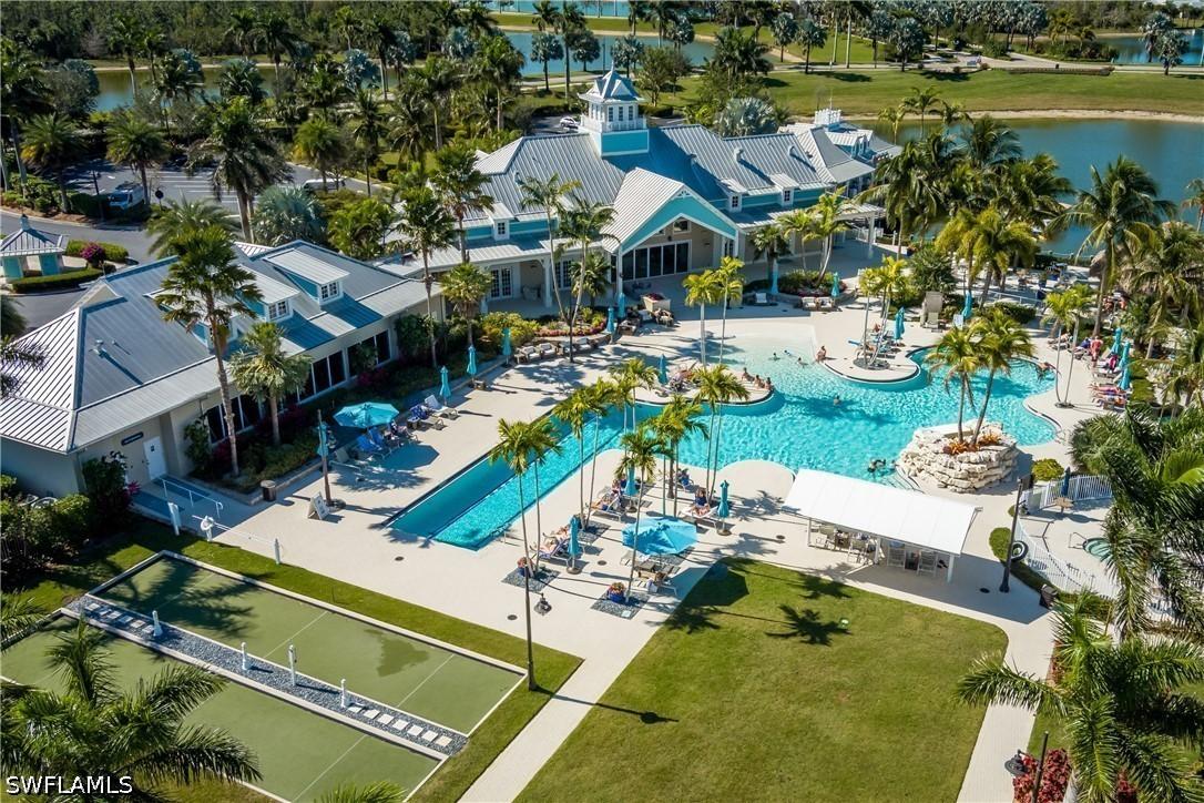 14939 Edgewater Cir., Naples, FL 34114