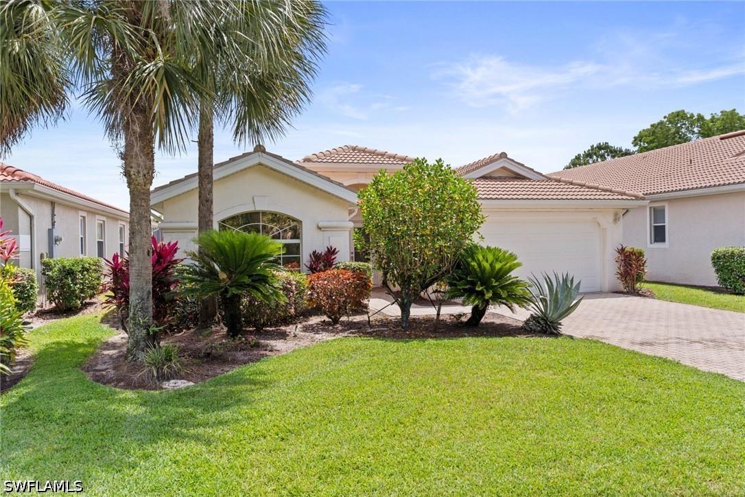 7867 Berkshire Pines Dr., Naples, FL 34104