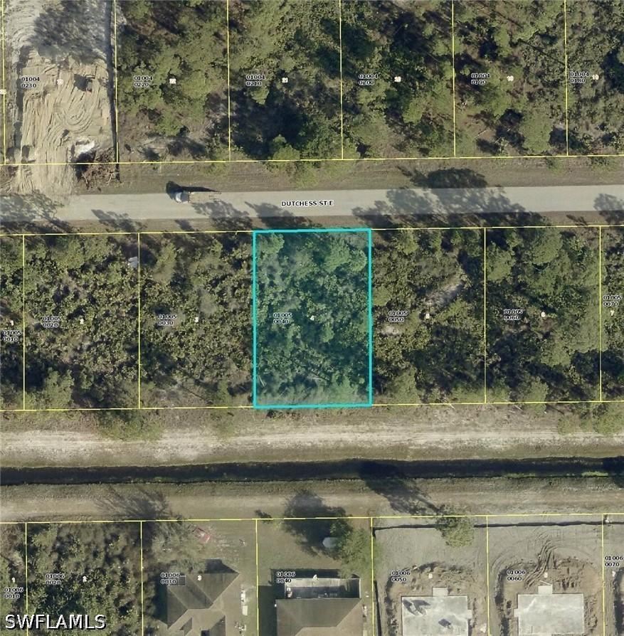 1116 Dutchess St., Lehigh Acres, FL 33974