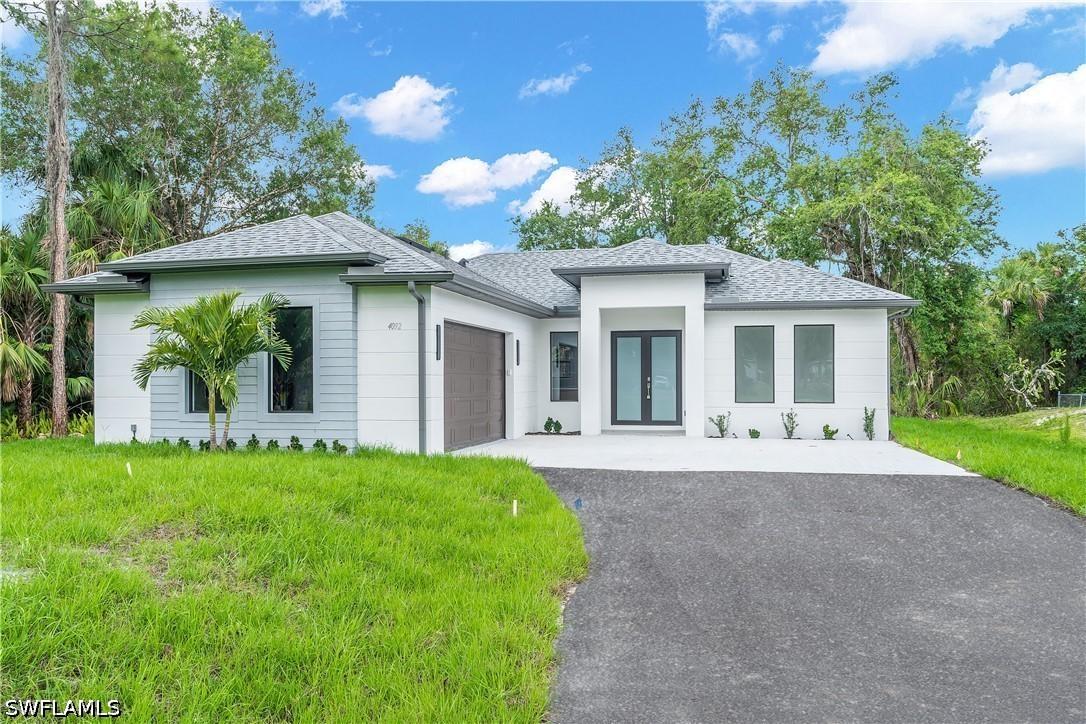 4092 24th Ave., Naples, FL 34117