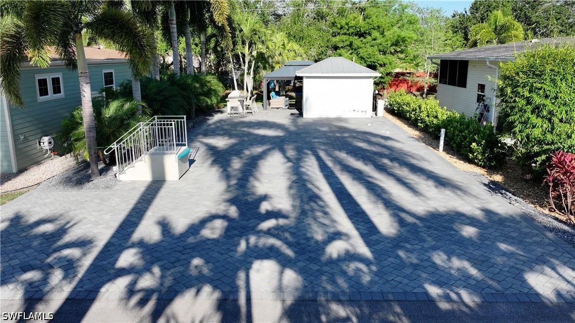 5740 Maplewood Ct., Fort Myers, FL 33905