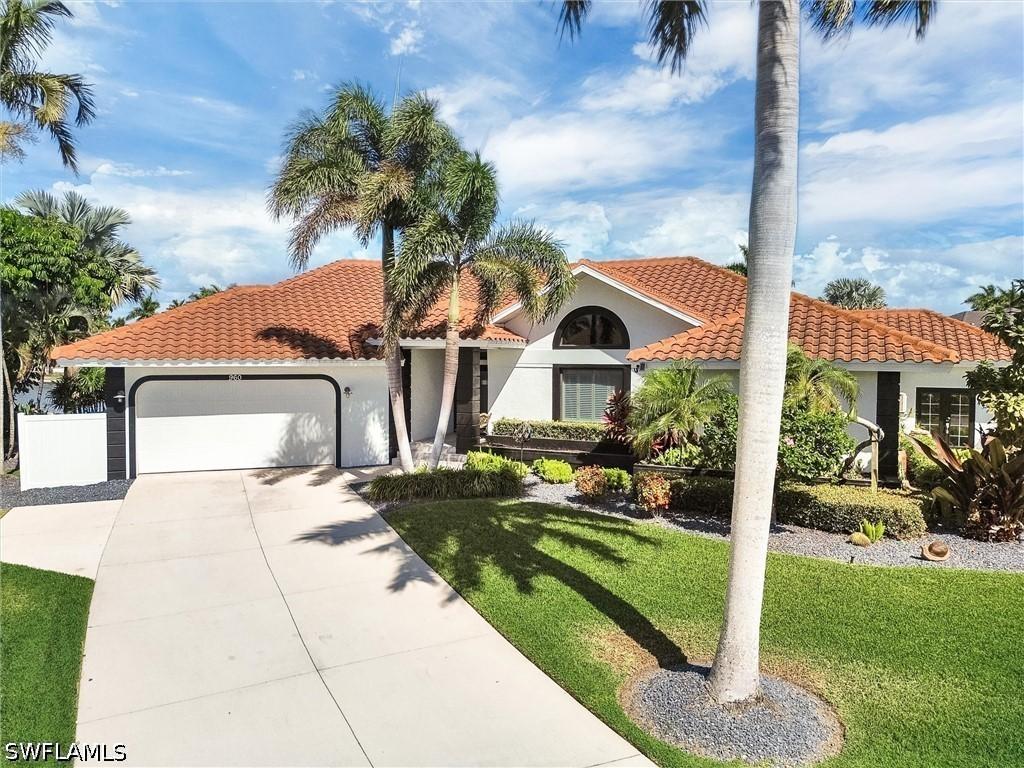 960 Beaver Ct., Marco Island, FL 34145
