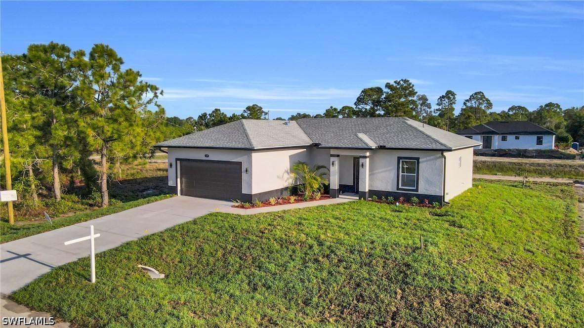 1109 Edgewood St., Lehigh Acres, FL 33974