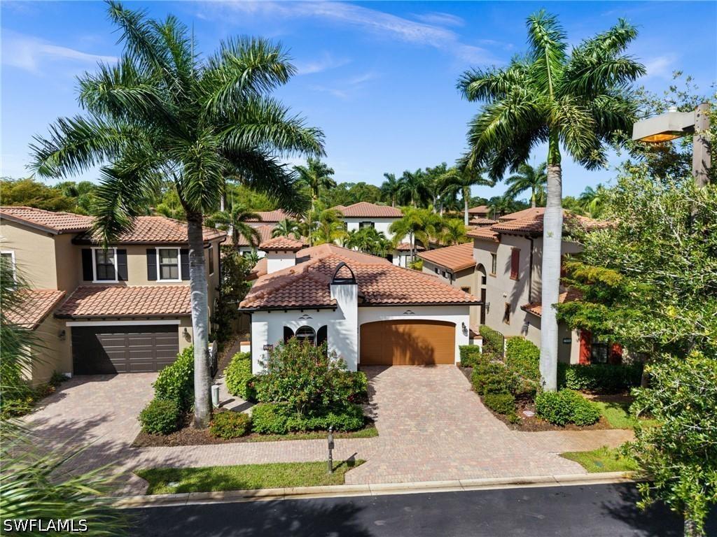 8000 Cordoba Pl., Naples, FL 34113
