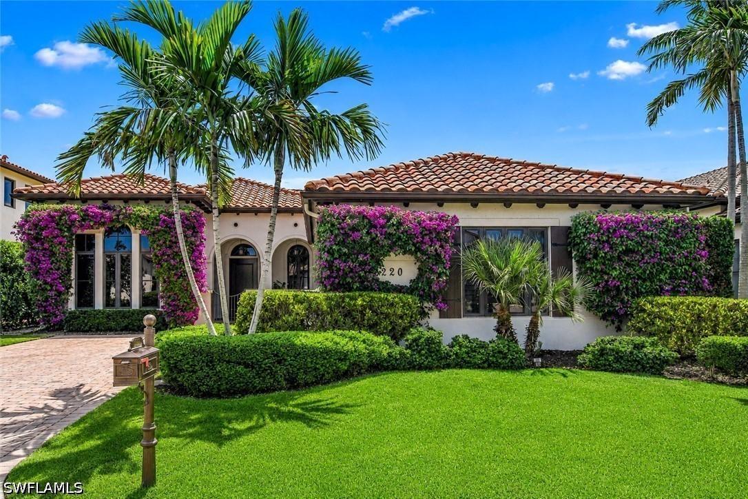 2220 Residence Cir., Naples, FL 34105