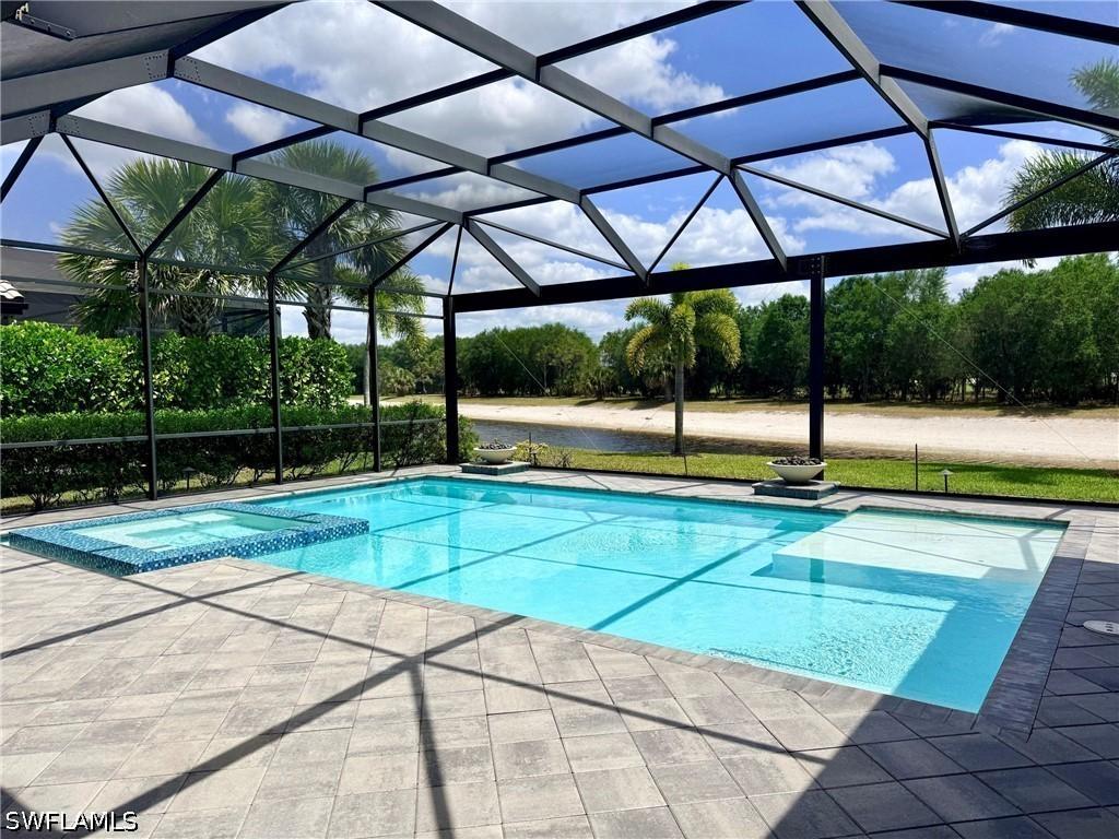 11990 Maidstone Ct., Naples, FL 34120
