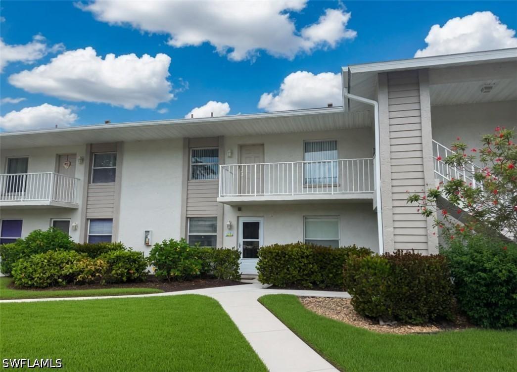 1330 Derbyshire Ct. #E103, Naples, FL 34116