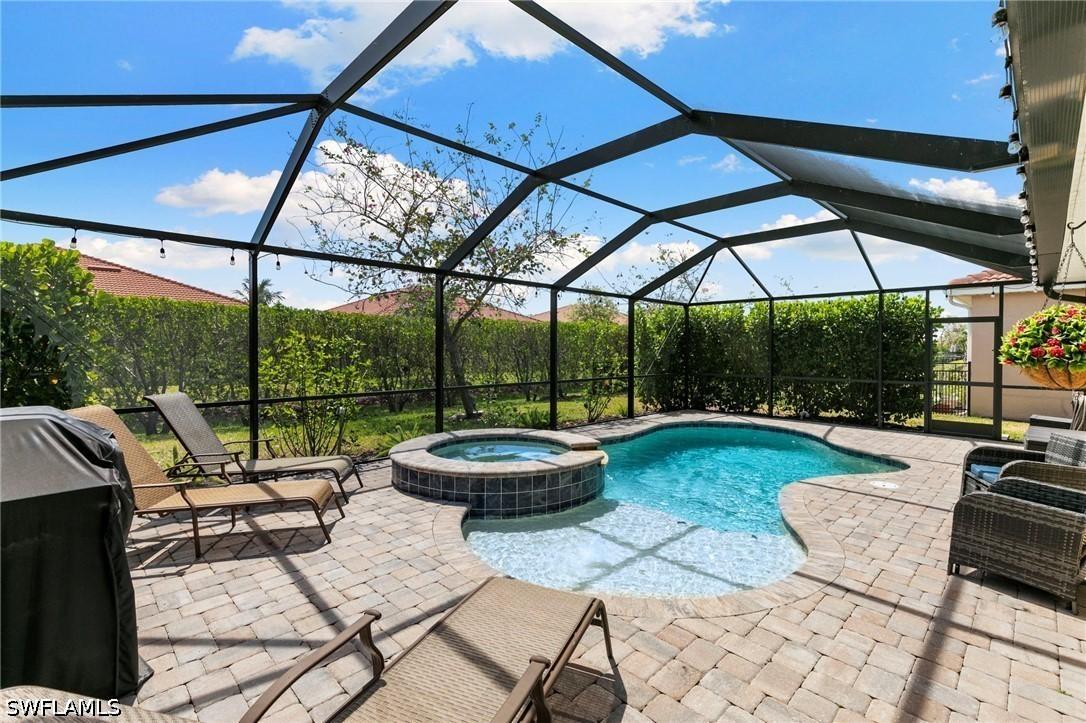 3215 Birchin Ln., Fort Myers, FL 33916